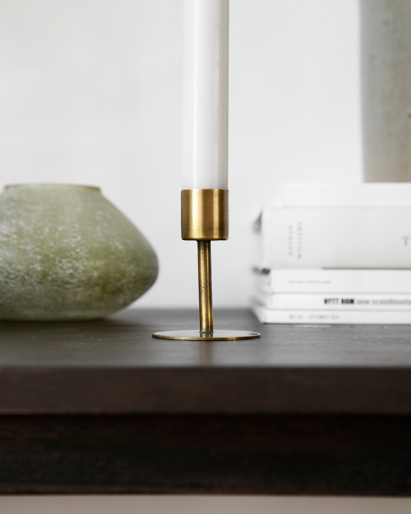 Anit Candle Stand