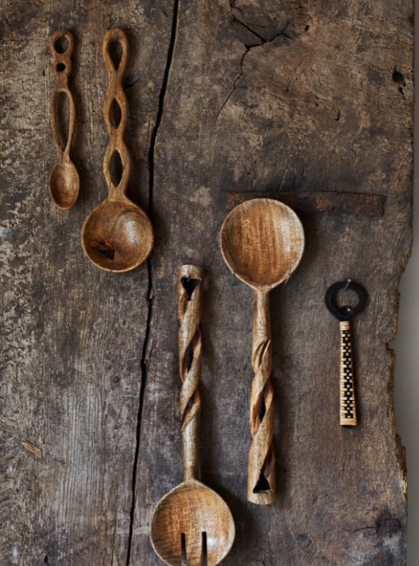 Wooden Salad Set With Twisted Handles